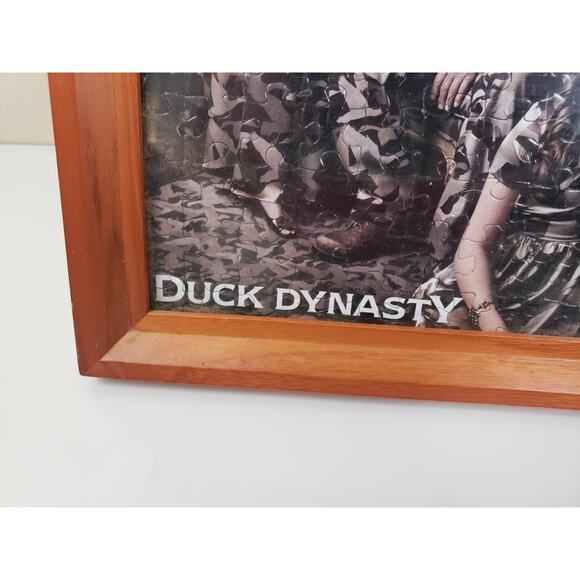 (O5) Framed Duck Dynasty Guys 2013 Jigsaw Puzzle A&E Television - Picture 2 of 6